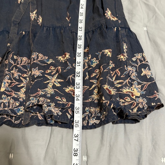 Nostalgia Women’s Mini Dress Size Medium Blue Floral 100% Rayon Sleeveless - Picture 8 of 8